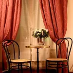 De Beaune Hotel 2*