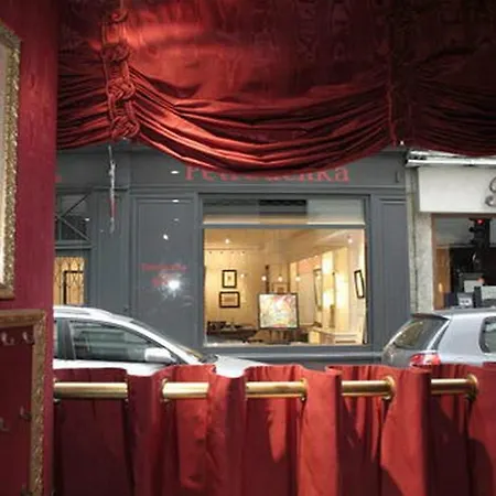 De Beaune 2* 巴黎